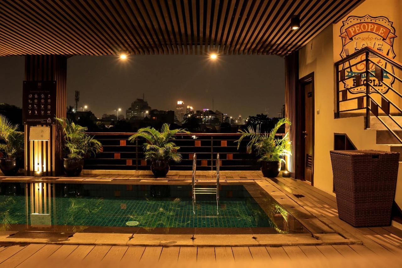 Sotis Hotel Kemang, Джакарта Екстериор снимка