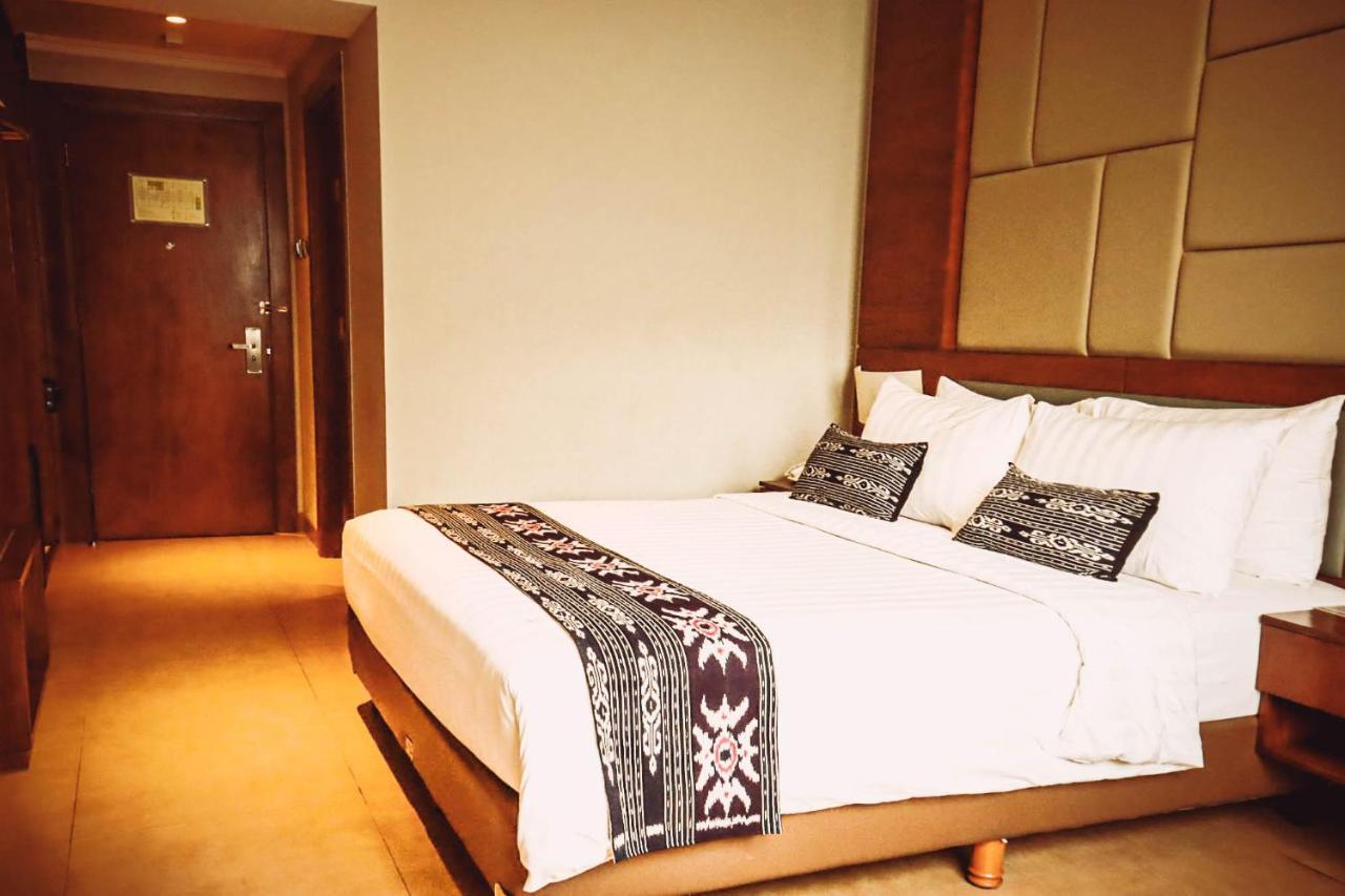 Sotis Hotel Kemang, Джакарта Екстериор снимка